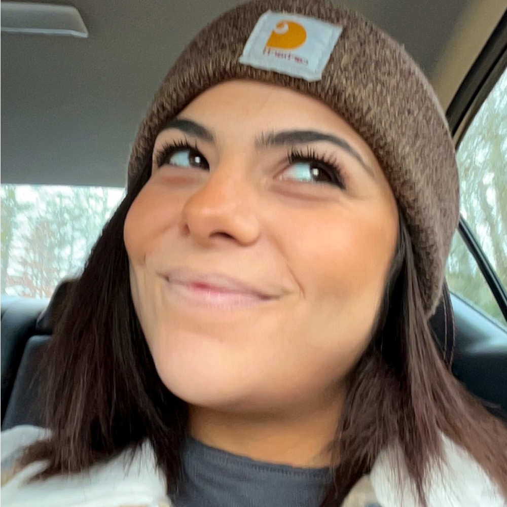 Meet your Posher, Nicole